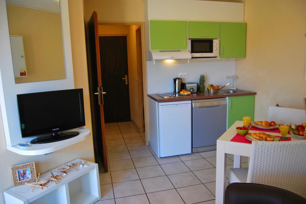Lagrange Grand Bleu Vacances - Residence Les Jardins De Neptune Saint-Cyprien  Exterior photo
